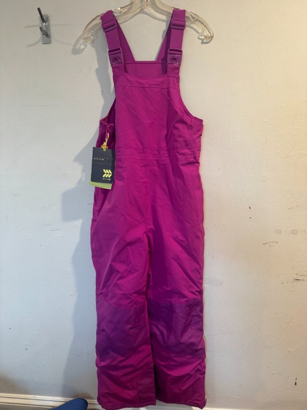 All In Motion Snow Pink Bib Girls size XL 14 Brand New